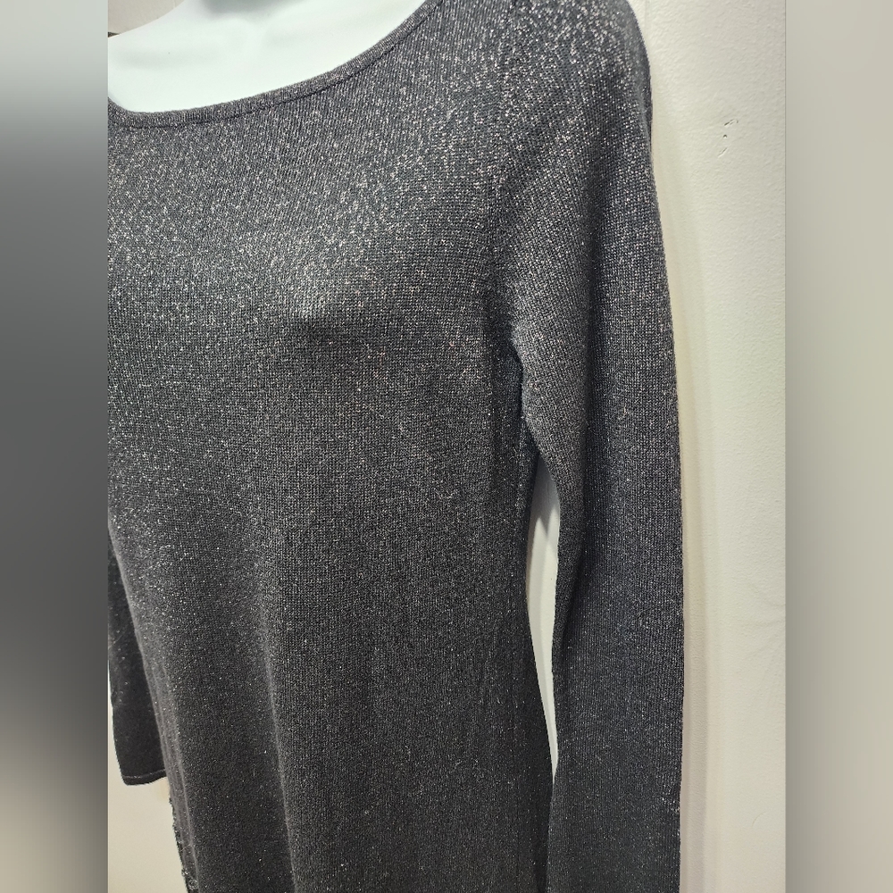 WHBM Sweater Small Black Metallic Fringe Asymmetrical Hem Long Sleeves B424 - Picture 2 of 5